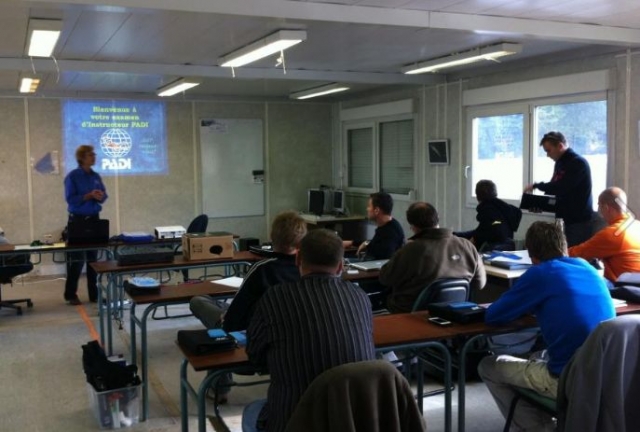  Examen de instructor de buceo 